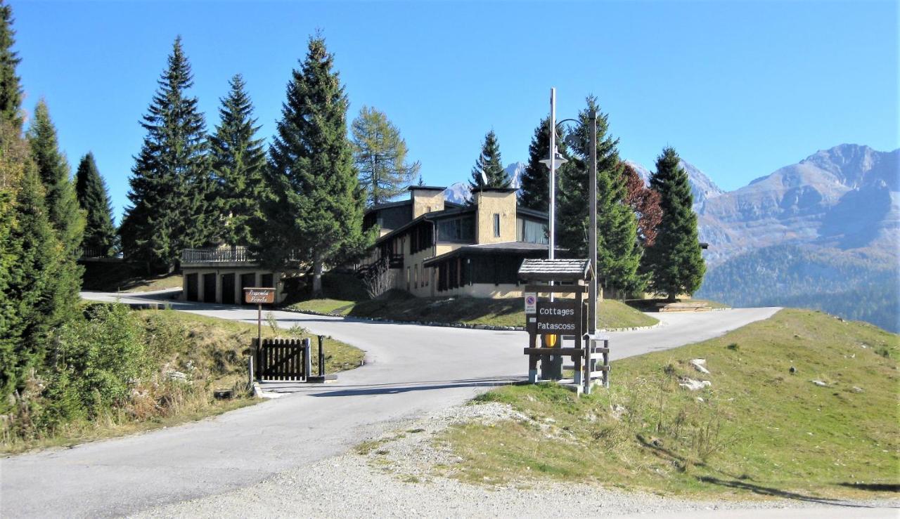 Chalet Francesca Patascoss Madonna di Campiglio Exterior photo